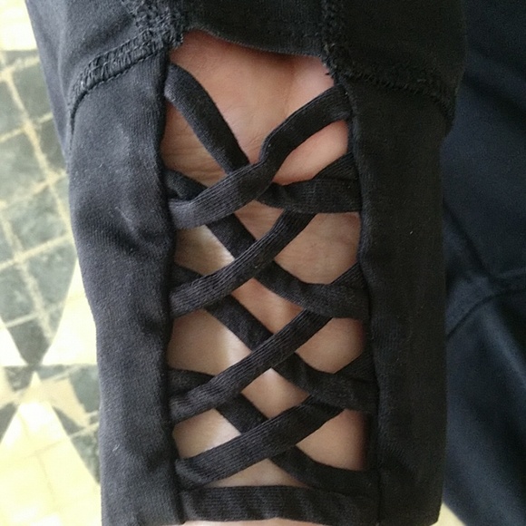 Calvin Klein Work-Out Capri - Picture 2 of 8